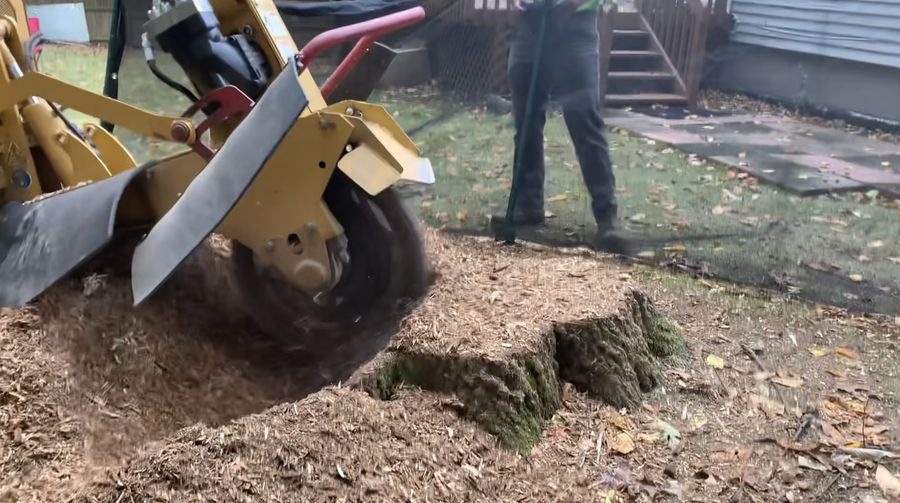 Stump grinding machine in Franklin Park PA